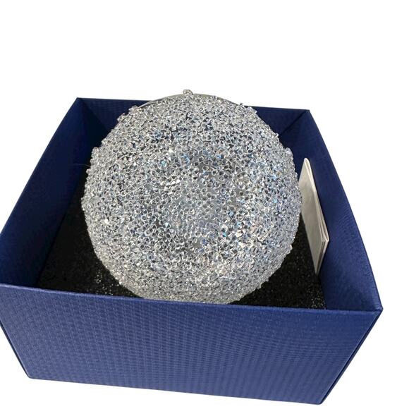 Swarovski Crystal 2017 Christmas Ball Ornament 5241591 Candle With Box - Picture 3 of 5